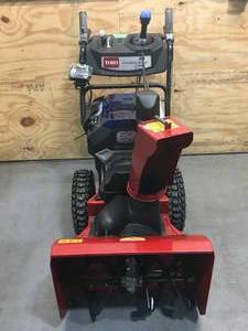 lot 4A image: Toro 24 in. (61 cm) Power Max e24 60V Two-Stage Snow Blower Model # 39924