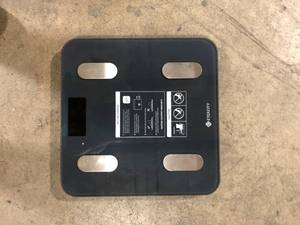 Smart Fitness Scale  Customer Returns See Pictures