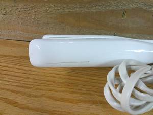 lot 255 image: T3 Lucea Professional Straightening & Styling Iron White