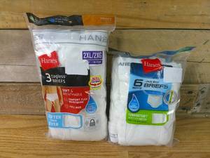 lot 259 image: Hanes Mens 2XL2XG 3 Pack Briefs & Hanes Boys 6 Pack Briefs-Large