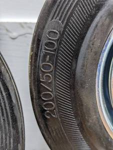 lot 483 image: Set of 2 - 20050-100 - 8 Caster - 4 Bolt - Solid Rubber Wheel - Set of 2