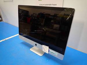 Apple&nbspiMac11,3 A1312 AIO PC &nbspINTEL CORE I5 760 2.8 Ghz  8GB DDR3 SDRAM  2TB HD  Includes IOS and power cable  minor scratches and cracked screen&nbsp