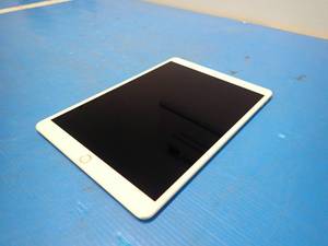 Apple&nbspiPad Air 3rd Gen A2153  64GB of storage  Cellular Carrier Unlocked  Includes Charging Cable