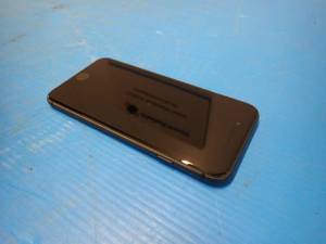 Apple&nbspiphone 8 A1863  64GB of storage  Cellular Carrier Unlocked  Includes Charging Cable&nbsp