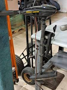 lot 257 image: Minnkota Endura 30 Trolling Motor