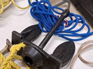 lot 326 image: Plastic Covered Boat Anchor, Blue Rope