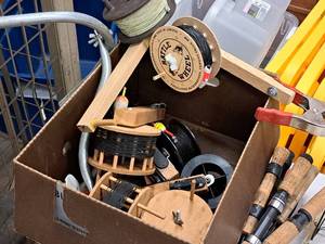 lot 438 image: Lot of (1 Box) Assorted Ice Fishing Wall-Mount Reels