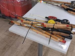 lot 446 image: Lot of (19) Assorted Ice Fishing Rods