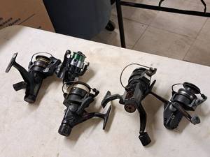 lot 457 image: Lot of (5) Assorted Open Faced Fishing Reels