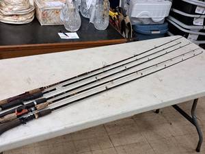 lot 474 image: Lot of (5) Assorted Fishing Rods