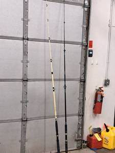 lot 484 image: Lot of (2) Large Fishing Rods