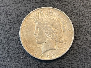lot 109 image: 1922 Peace Dollar