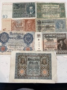 lot 27 image: German Banknotes