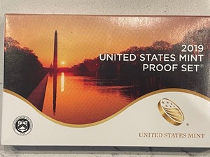 lot 41 image: 2019 United States Mint Proof Set