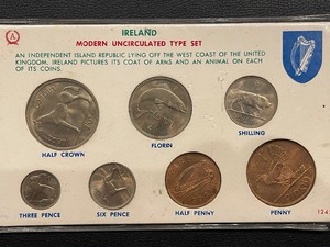 lot 72 image: Ireland Uncirculated Coin Set