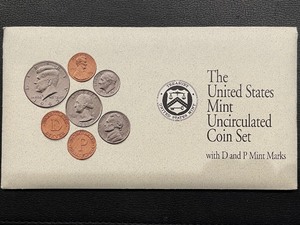 lot 74 image: 1992 United States Mint Uncirculated Coin Set