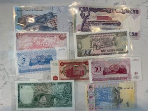 lot 92 image: Foreign Currency