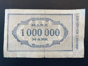 lot 98 image: 1,000,000 German Banknote