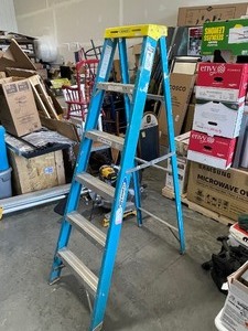 Werner 6 Foot Fiberglass Step Ladder