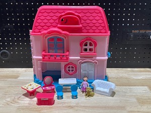 Kid Connection Fold and Carry Pink Doll House with Accessories