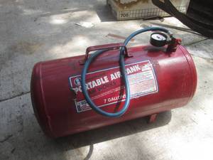 (GRN) 7 Gallon Portable Air Tank...