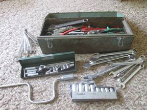 (DLR) Vintage Metal 18 Tool Box P...