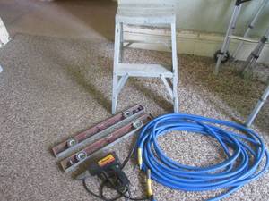(DLR) Short Step Ladder, Amflo Air...