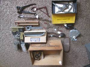 (DLR) Vintage Wood Advertising Cra...