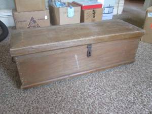 (DLR) Vintage Wood BoxTrunk Tool ...