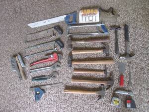 (DLR) Assorted Hand Tools - Hammer...