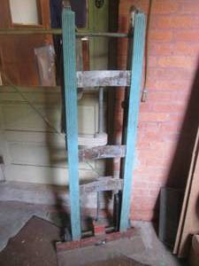 (P) 2-Wheel Moving Dolly...