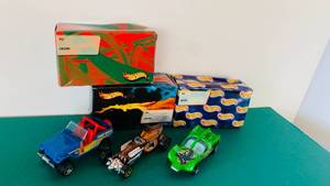 3 Hot Wheels Cars with Gift Boxes
