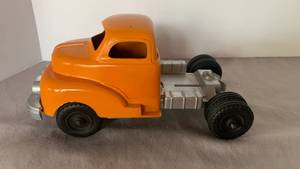 Hubley Metal Tiny Town Vehicles