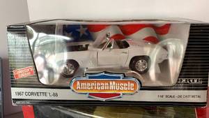 Two Select DieCast Model Cars - Corvette and Belair Hard Top