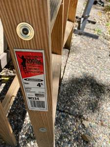 Wood Step Ladders
