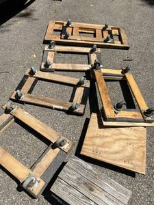 SEVEN Moving Dollies on Casters PLUS 4 Moving Blankets
