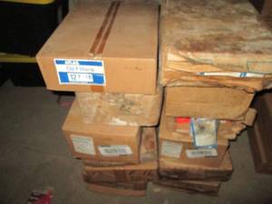 lot 72 image: (12) Cases of 12 Atlas Oil Filters size F-16