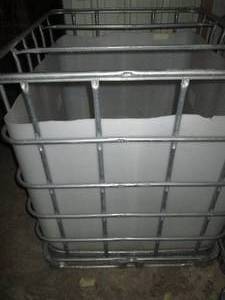 lot 141 image: Heavy Duty pallet size open top bulk holding tank