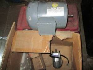 lot 223 image: Boston Gear 1.5hp electric motor plus misc shown