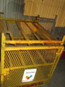 lot 237 image: Metal Flammable containment cage approximately 32in38in38in