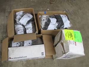 lot 150 image: 4-Boxes of Sioux Chief 12in Suspensulators