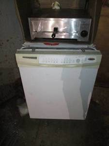 lot 272 image: Whirlpool Dishwasher and stainless steel pizza oven