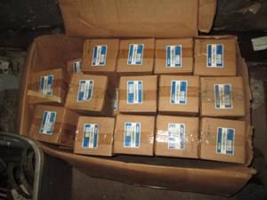 lot 276 image: Large box of Atlas Oil filters 6-FF-11