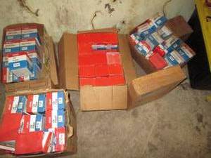 lot 282 image: Multiple case lot of Atlas Oil Filters F-18, M-48, M-35, G-69, M-57, M-43 and more