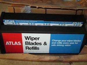lot 318 image: Metal Atlas Wiper Blades & Refills Product Merchandiser