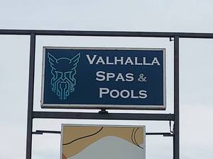 FLOKI VALHALLA SPA HOT TUB