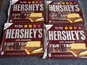 4 x 6 packs Hersheys Full Size Candy Bars