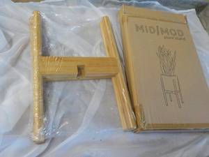 MidMod Wood Plant Stand