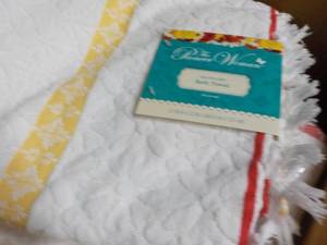6 The Pioneer Women Sculpted Velour STRP Coral Bath Towels 27 x 52