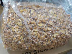 12 12 lb. Bag Honey Roasted Cashews Halves and Pcs